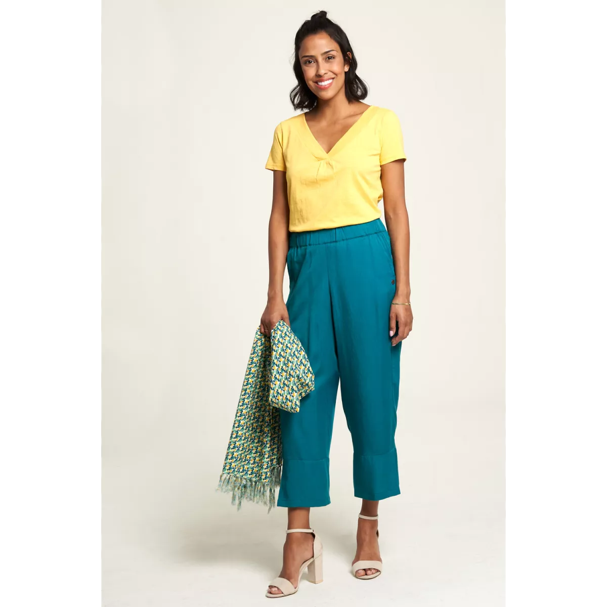 Pantalon en 100 % EcoVero, ample, couleur atlantique