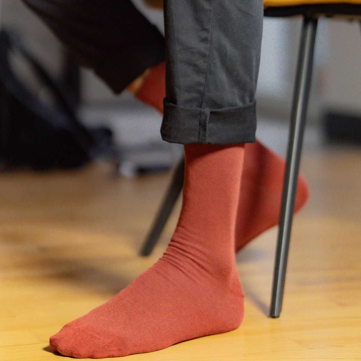 Chaussettes rouge brique