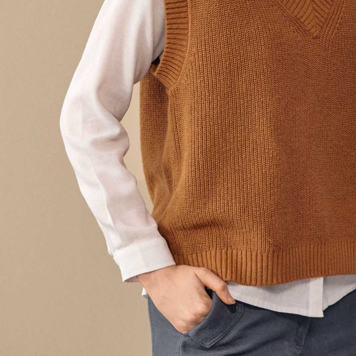 Pull Sans Manches Col V Femme