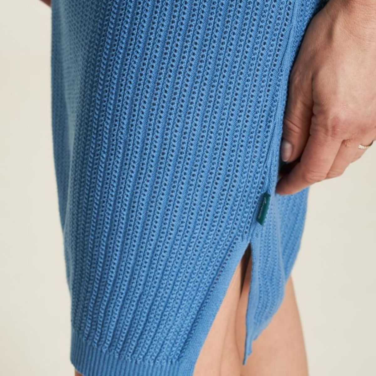 Élégante robe en tricot pour femme en coton bio