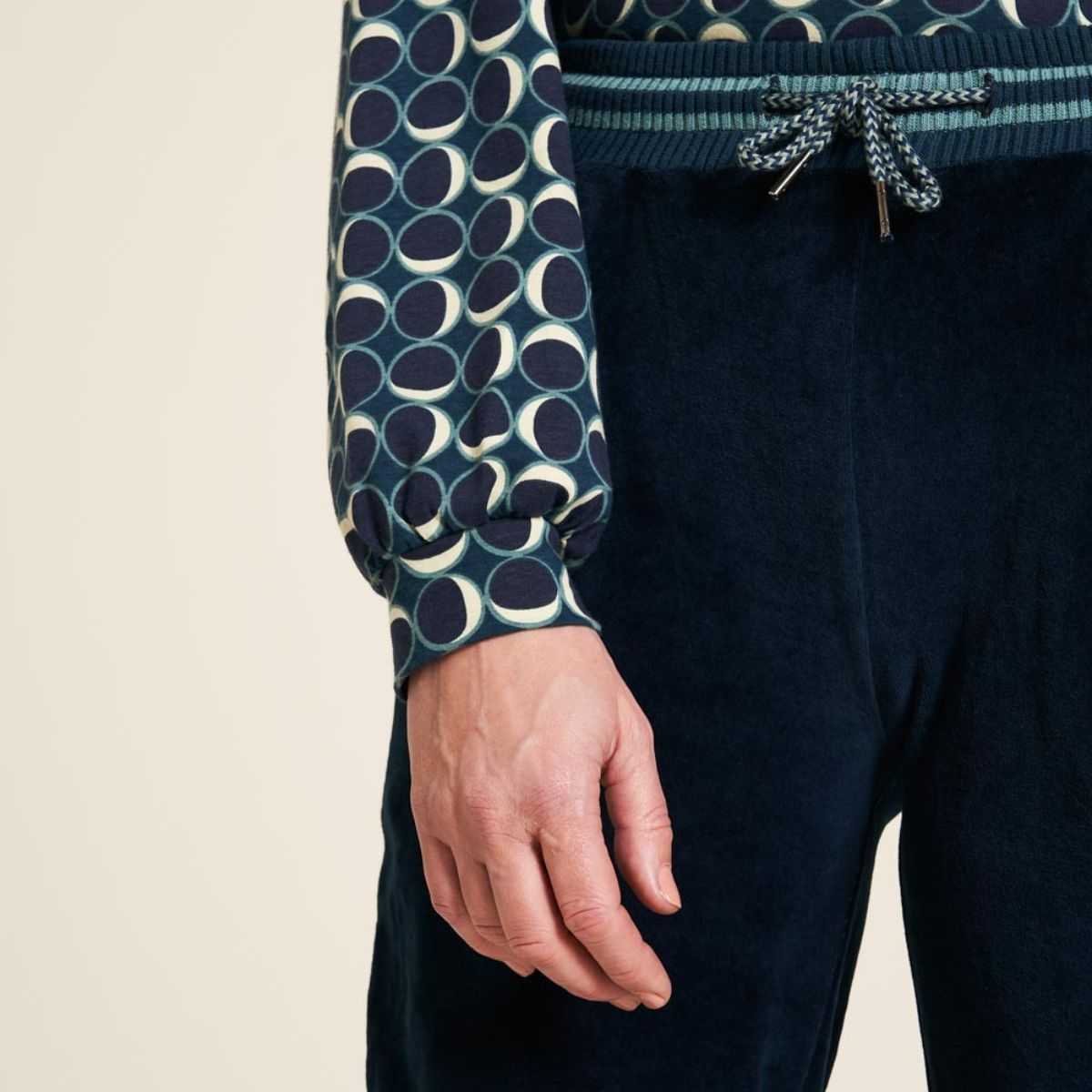 Pantalon nicki ajusté pour femme en coton bio - couleur deep water