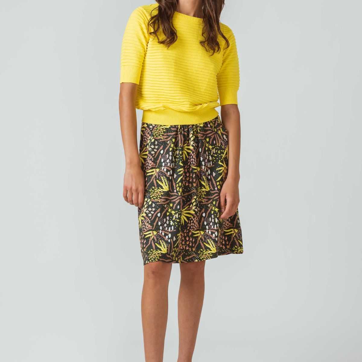 Jupe courte écovero verte imprimé floral