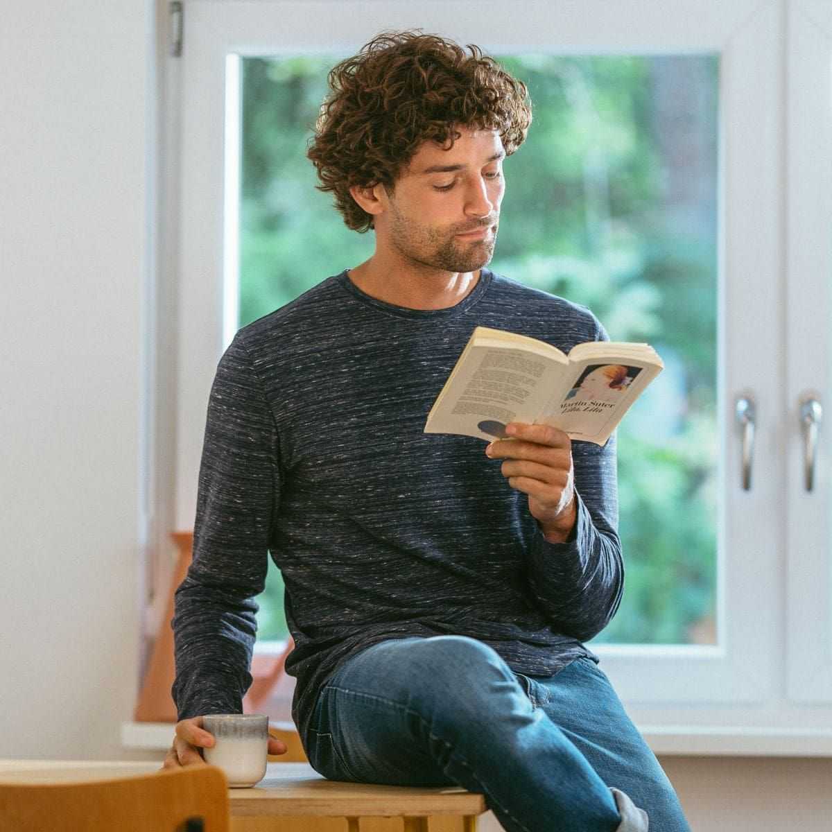 T-shirt manches longues "SOA" bleu marine