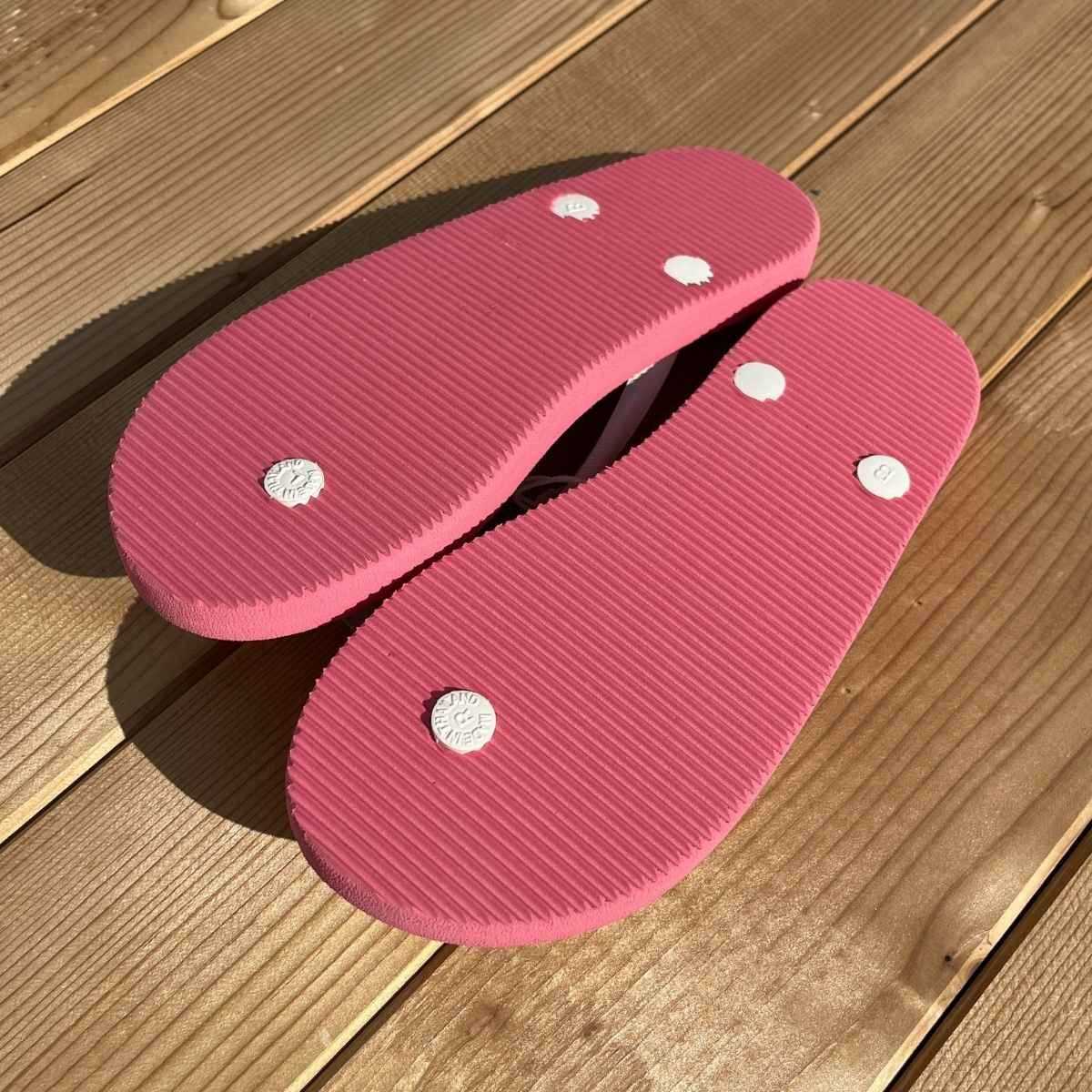 Tongs "BARI" - Semelle rose à pois blancs - Strap blanc