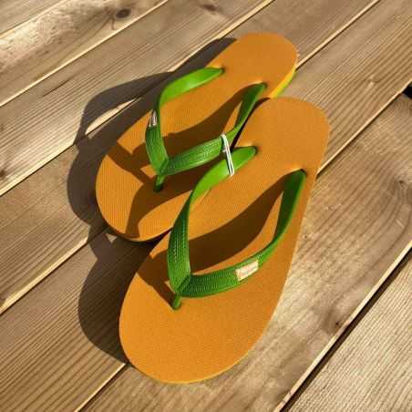Tongs "BOLOGNE" - Semelle orange et verte - Strap vert