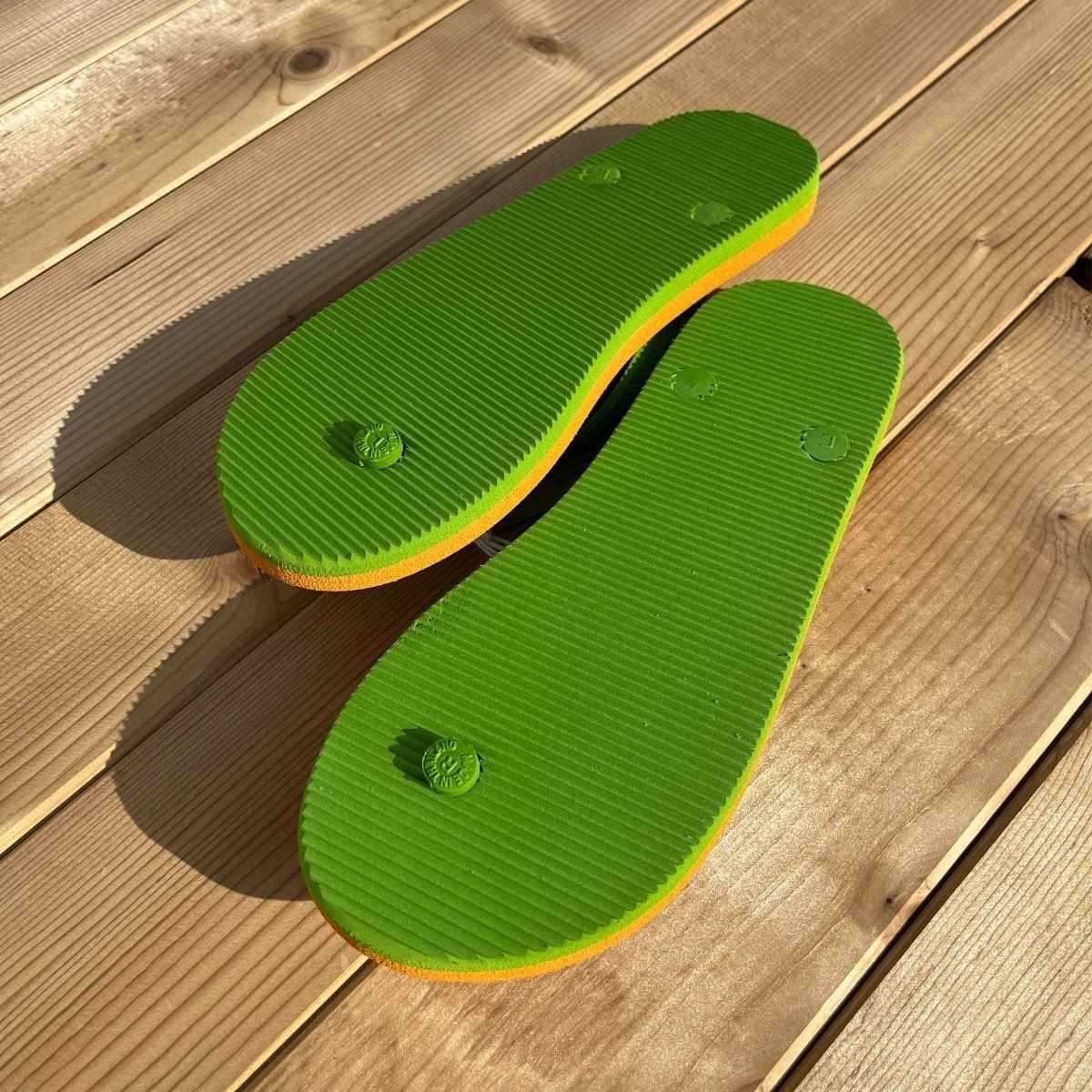 Tongs "BOLOGNE" - Semelle orange et verte - Strap vert