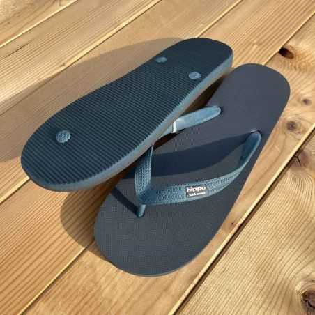 Tongs plates en caoutchouc d'hévéa, noir