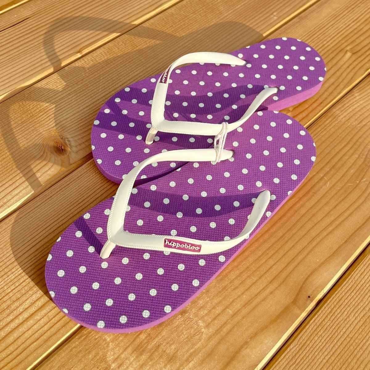 Tongs "SANTACRUZ" - Semelle violette, pois blancs - Strap blanc Tongs "SANTACRUZ" - Semelle violette, pois blancs - Strap blanc