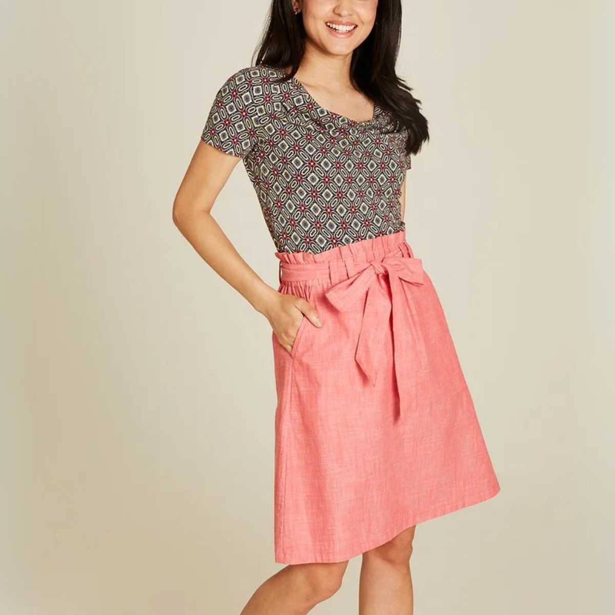 Haut à col drapé – Imprimé à motifs