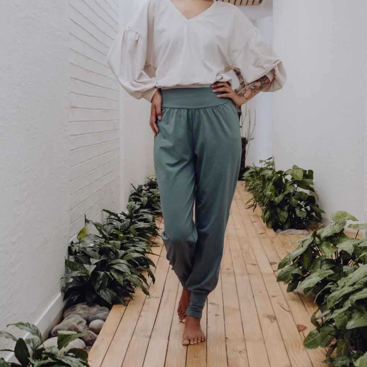 Pantalon de yoga "SAMASTHA" en coton bio, Muùne Pantalon de yoga "SAMASTHA" en coton bio, Muùne