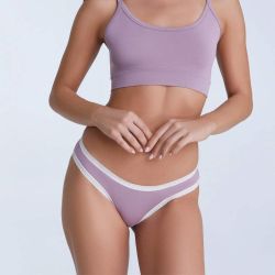 Culotte "CHLOE" coupe classique avec dentelle - 95% coton bio - GOTS